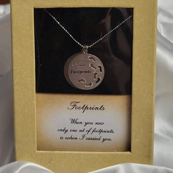 SET of 6 Necklaces ~ All NIB ~ Some Vintage ~  Each would make a wonderful gift! - Picture 6 of 13